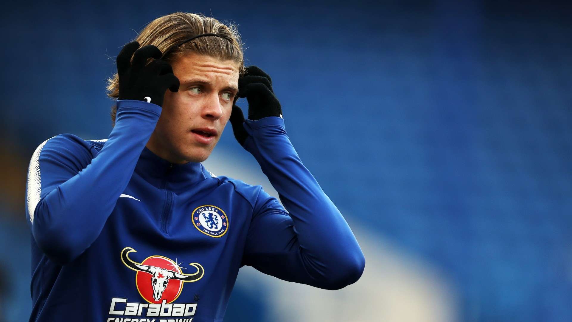 在比赛中演 在比赛中演